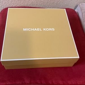 Michael kors gift box